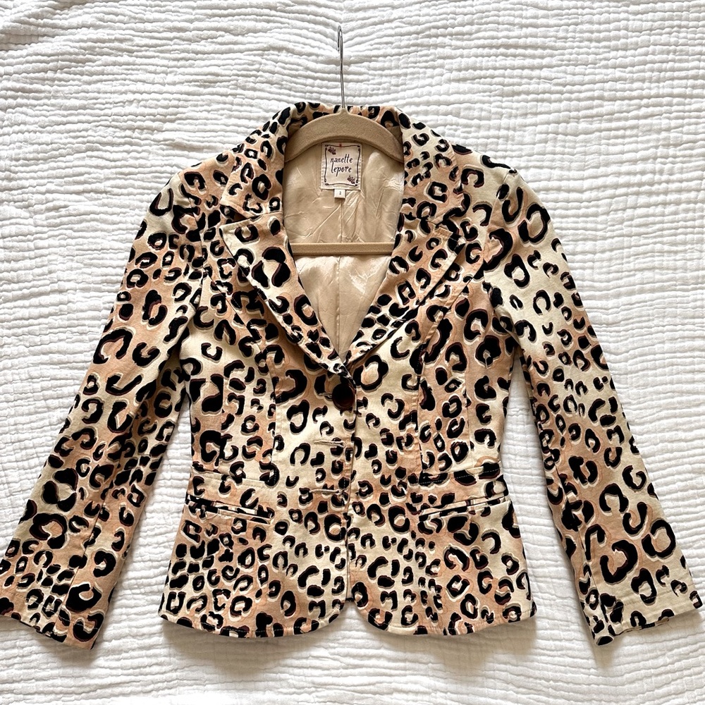 Vintage Nanette Lepore size 2 jacket.